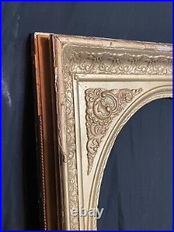 Antique 19th Century Oval Opening Ornate Gold Wood Carved Gilt Gesso Photo Frame