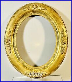 Antique Victorian Carved Wood & Gilded Oval Frame For 8 X 10