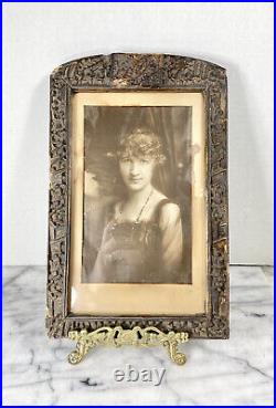 Antique WOOD Asian CARVED PICTURE FRAME with Photo Of Woman Portrait Early 1900s