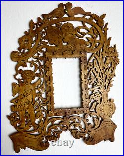 Antique Wood Hand Carved Cherub Portrait Picture Memory Family Frame 10